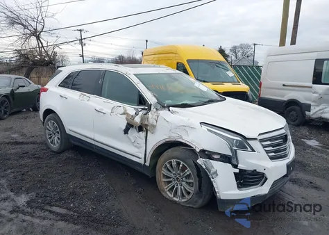 2017 Cadillac Xt5 Luxury z USA, uszkodzony, nr VIN 1GYKNBRS6HZ309788